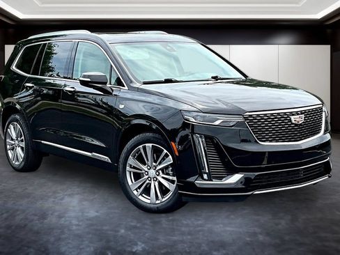 Certified 2023 Cadillac XT6 Premium Luxury w/ Technology Package AWD/4WD image 1