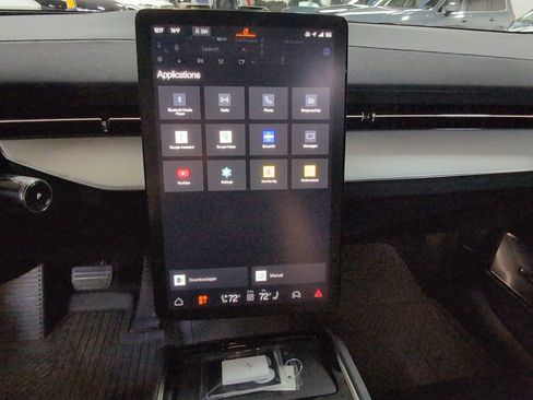 Used 2025 Polestar Polestar 3 image 13