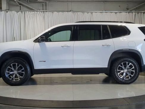 Used 2024 GMC Acadia AT4 w/ Super Cruise Package AWD/4WD image 5