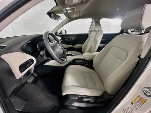 Used 2024 Honda HR-V LX image 13
