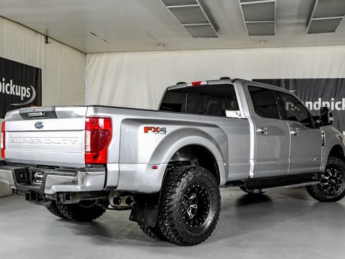Used 2022 Ford F350 Lariat w/ Lariat Value Package AWD/4WD image 8
