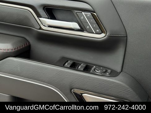 New 2026 GMC Sierra 2500 AT4X image 17