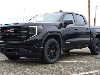 Used 2024 GMC Sierra 1500 Elevation