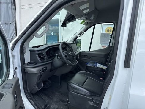 Used 2025 Ford Transit 250 148 Medium Roof Extended AWD image 8
