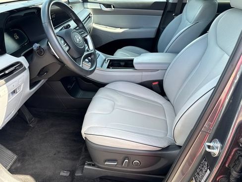 Used 2025 Hyundai Palisade SEL FWD image 9