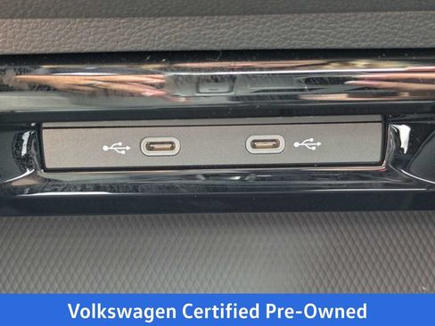 Certified 2026 Volkswagen GTI SE FWD image 24