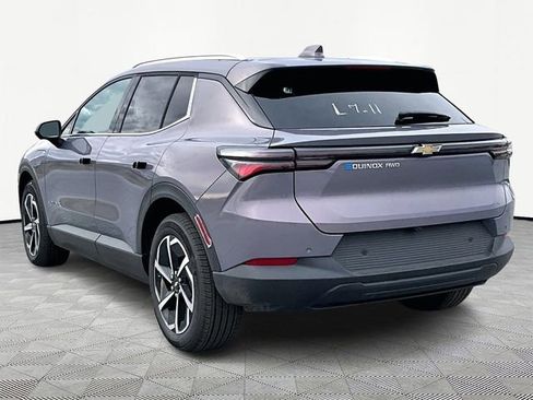New 2026 Chevrolet Equinox EV LT AWD/4WD image 4