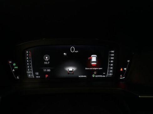 Certified 2025 Honda Pilot Black Edition image 2