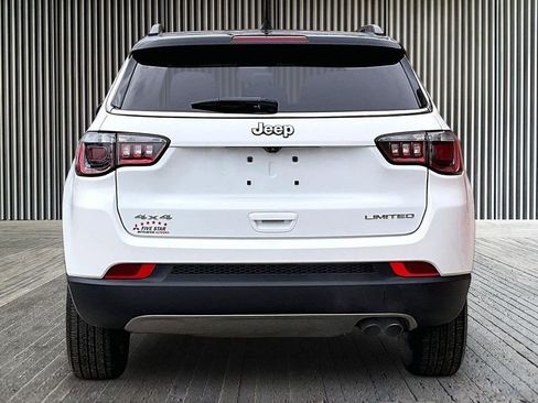 Used 2022 Jeep Compass Limited image 4