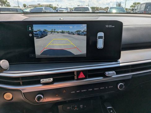 Certified 2025 Kia Sorento S FWD image 25