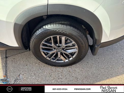 Certified 2026 Nissan Rogue S FWD image 30