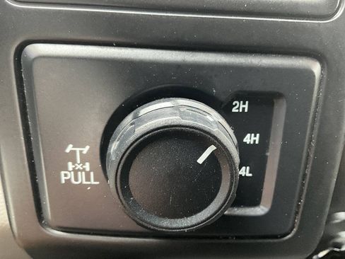 Used 2019 Ford F150 XL w/ Equipment Group 101A Mid AWD/4WD image 32