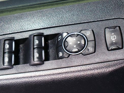 Used 2017 Ford F350 Lariat w/ Chrome Package image 15