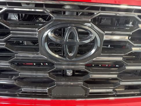 Used 2025 Toyota Sequoia Platinum AWD/4WD image 14