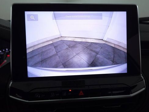 New 2026 Jeep Compass Latitude image 19