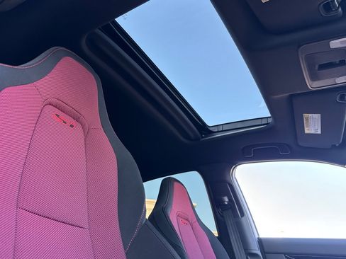 Used 2024 Honda Civic Si image 16