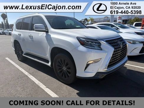 Used 2022 Lexus GX 460 Premium w/ Accessory Package AWD/4WD image 2