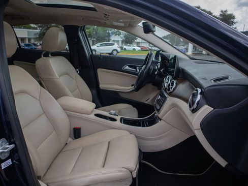 Used 2018 Mercedes-Benz GLA 250 w/ AMG Line Exterior image 14