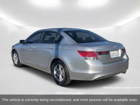 Used 2011 Honda Accord LX-P image 8