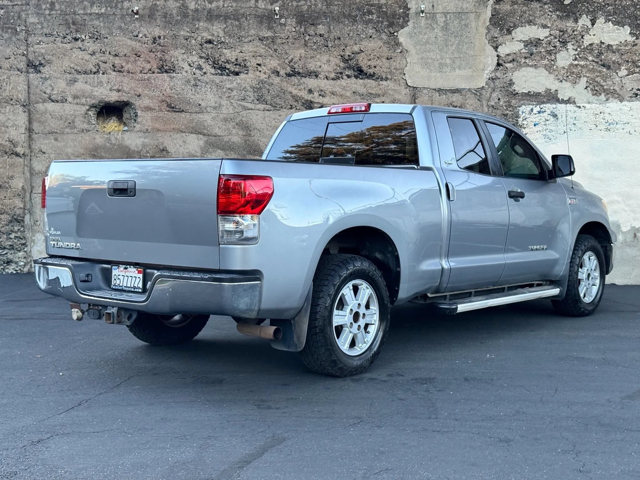 Used 2011 Toyota Tundra 2WD Double Cab w/ SR5 Pkg image 4
