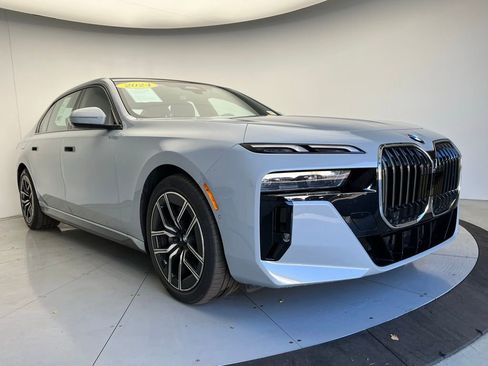 Certified 2024 BMW 760i xDrive w/ Premium Package 2 image 2