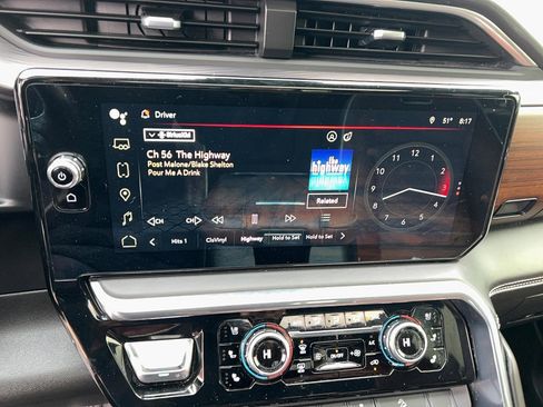 Used 2024 GMC Sierra 3500 Denali Ultimate image 20