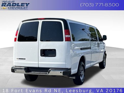 Used 2024 Chevrolet Express 3500 LT w/ LT Preferred Equipment Group image 7