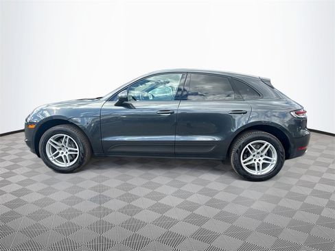 Used 2021 Porsche Macan image 9