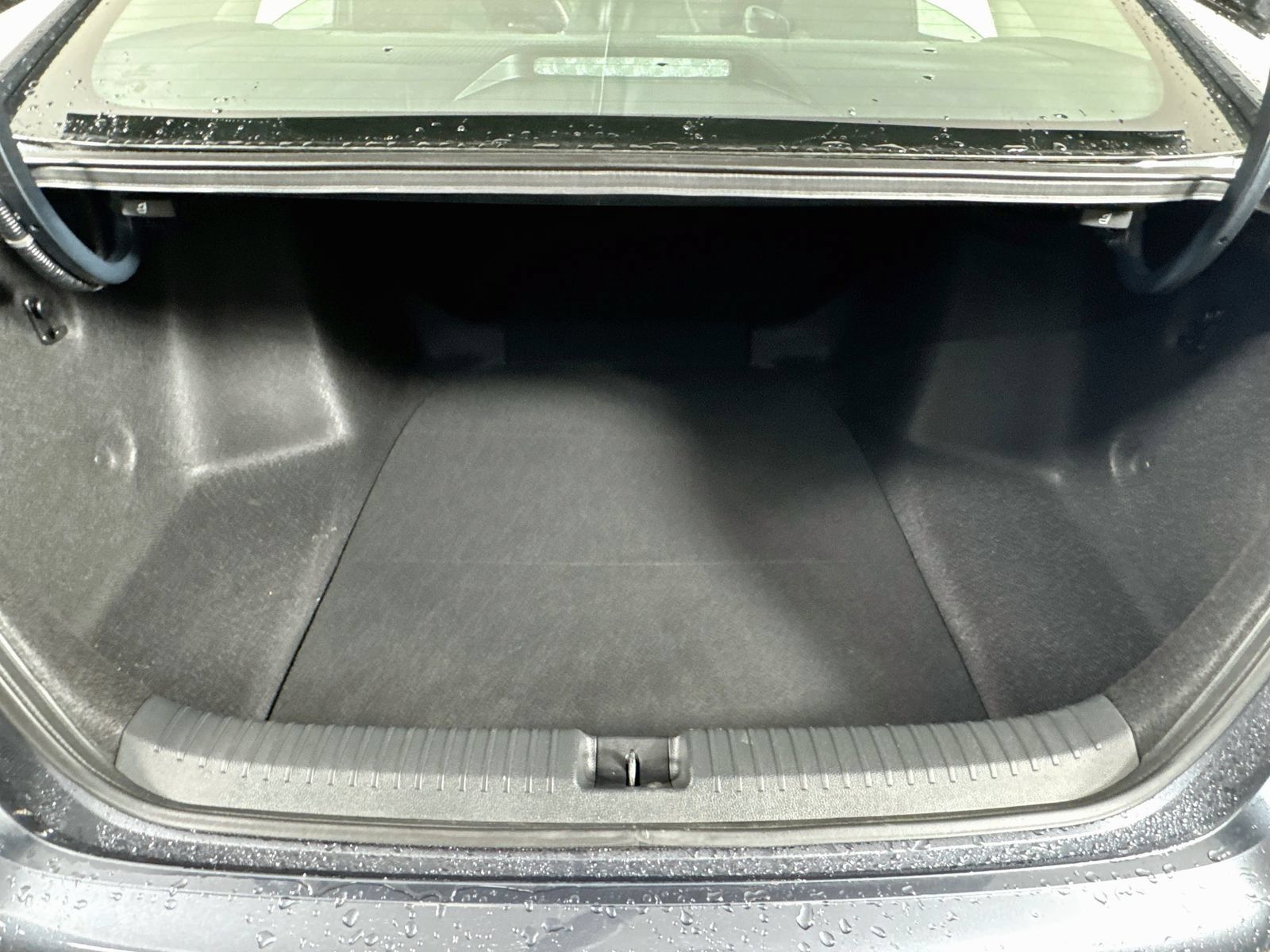 Used 2024 Honda Accord EX image 19