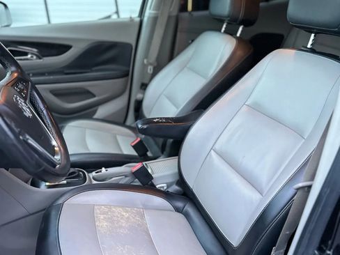 Used 2014 Buick Encore Premium image 11