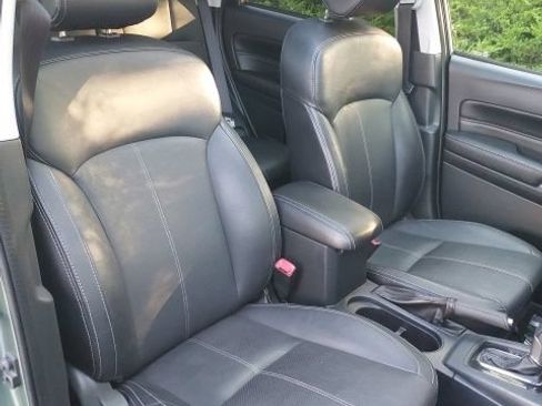 Used 2017 Subaru Forester 2.5i Touring AWD/4WD image 20
