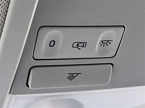 Used 2018 Volkswagen Passat 2.0T R-Line image 24