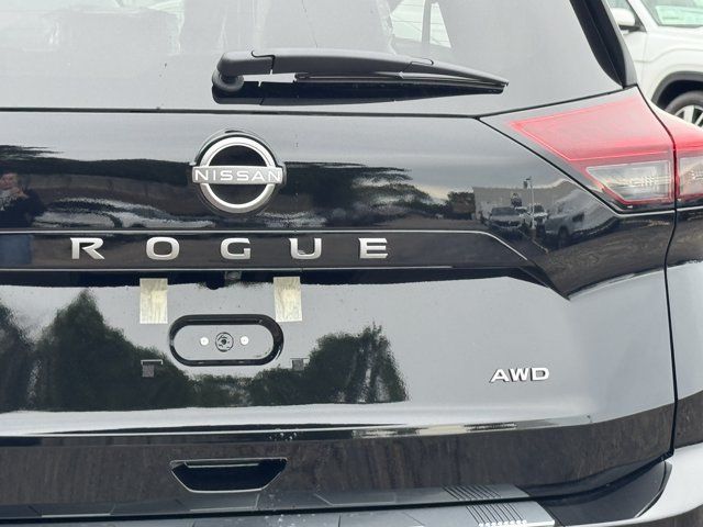 New 2026 Nissan Rogue SV w/ Cold Weather Package AWD/4WD image 24