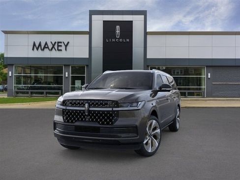 New 2026 Lincoln Navigator L Black Label AWD/4WD image 71