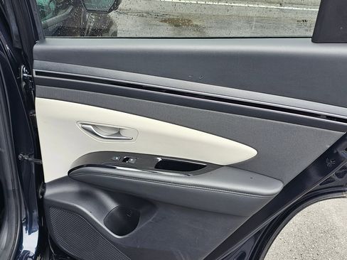 Used 2024 Hyundai Tucson Limited image 11