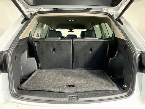 Used 2024 Volkswagen Atlas SE FWD image 20