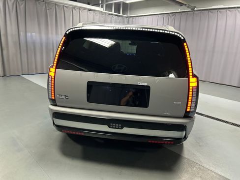 New 2026 Hyundai Ioniq 9 Calligraphy image 6