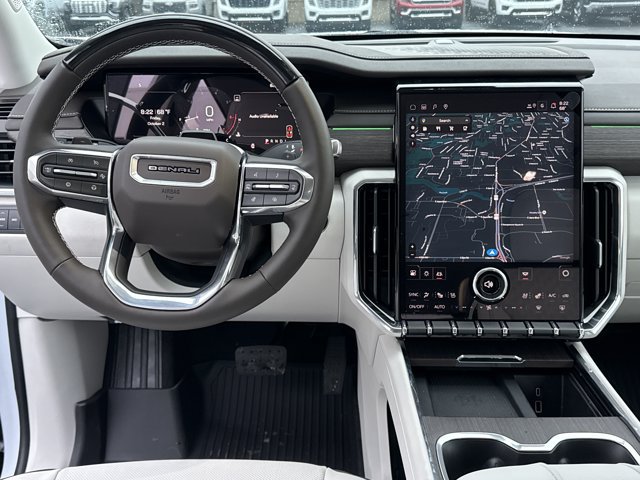 New 2027 GMC Acadia Denali w/ Denali Reserve Package AWD/4WD image 8