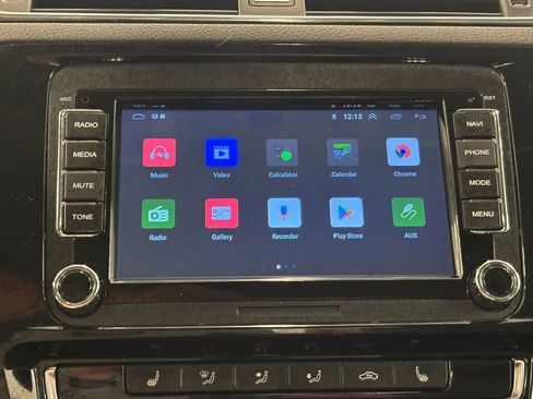 Used 2017 Volkswagen Jetta SEL Premium image 24