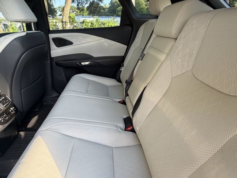 Used 2023 Lexus RX 350 w/ Cold Area Package AWD/4WD image 32