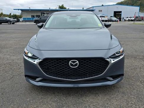 Used 2024 MAZDA MAZDA3 s image 2