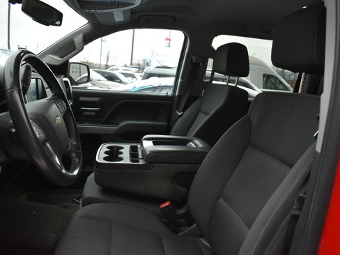 Used 2018 Chevrolet Silverado 1500 LT w/ All Star Edition image 12