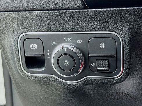 Used 2022 Mercedes-Benz GLA 35 AMG 4MATIC image 10