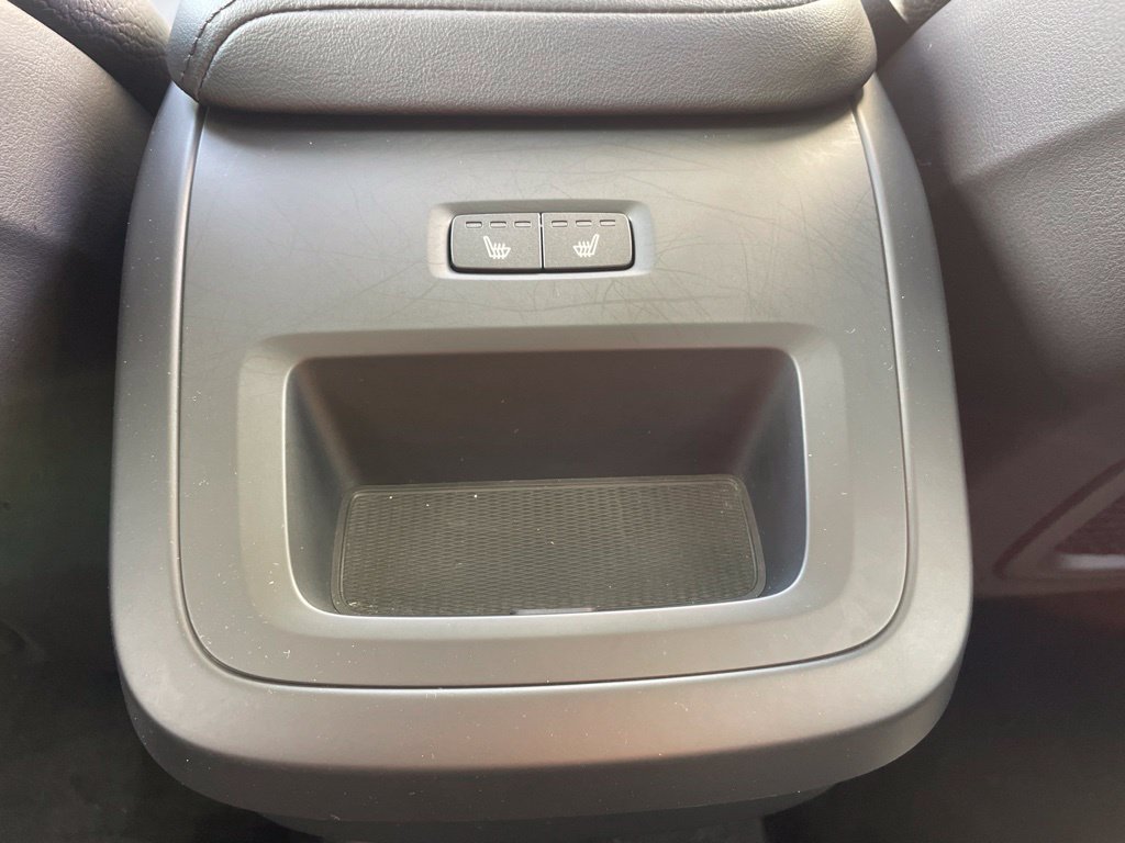 Certified 2024 Volvo XC60 B5 Plus w/ Climate Package AWD/4WD image 16