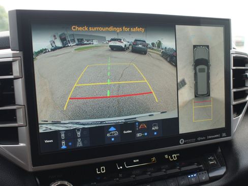 Used 2024 Toyota Sequoia Limited w/ Tow Technology Package AWD/4WD image 7