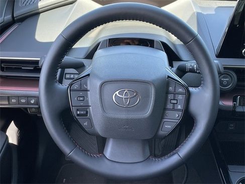 Used 2026 Toyota Prius Plug-In Hybrid image 11
