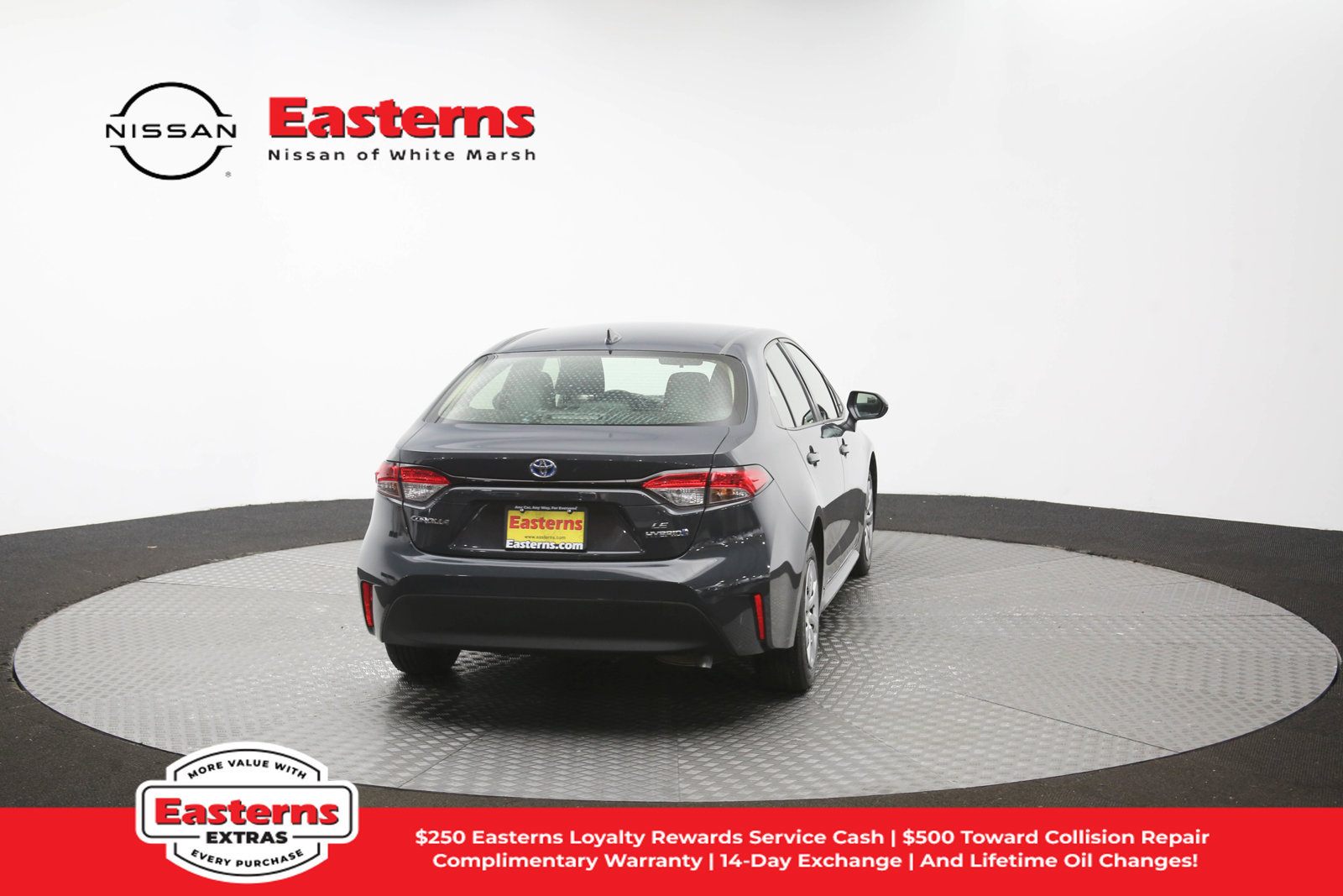 Used 2023 Toyota Corolla LE w/ Carpet Mat Package (TMS) FWD image 35