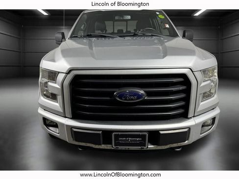 Used 2016 Ford F150 XLT w/ Equipment Group 302A Luxury AWD/4WD image 11