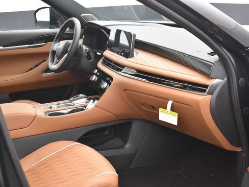 New 2026 INFINITI QX60 Autograph w/ Dark Cargo Package image 6