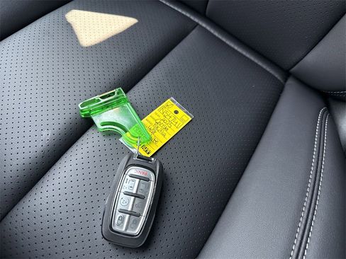 New 2026 Chrysler Pacifica Select image 31